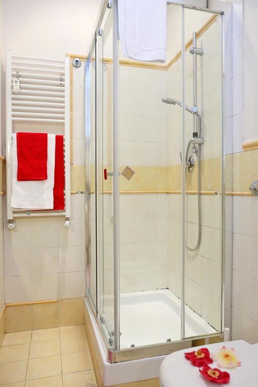 Apartment Felice Рим Номер фото