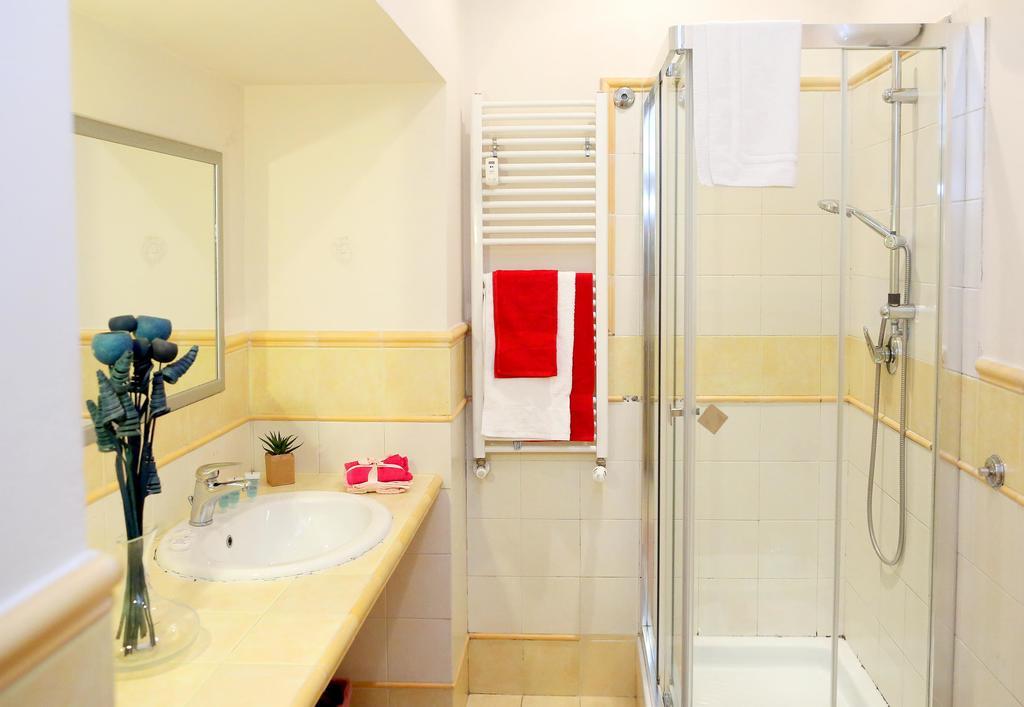 Apartment Felice Рим Экстерьер фото